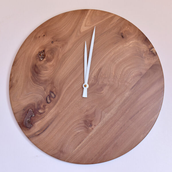 horloge murale ronde design en bois
