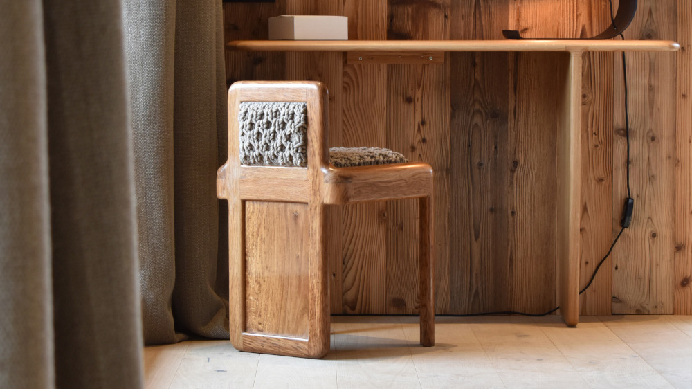 meuble sur mesure en bois et laine naturelle