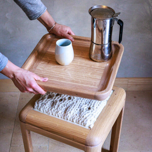 plateau additionnel de type table, avec rebords