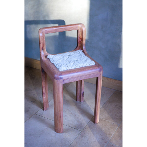 chaise d'appoint contemporaine en bois et laine de mouton